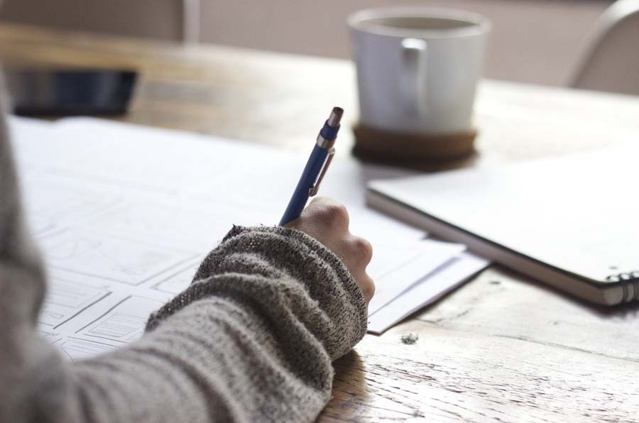 how to write essay